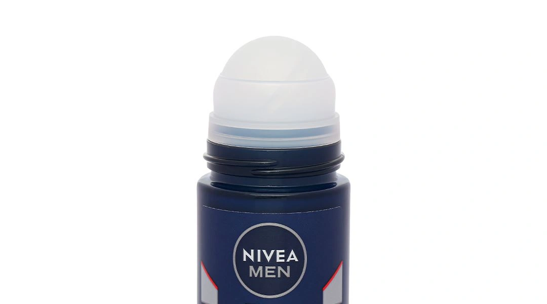 Lăn khử mùi Nivea Men Dry Impact cho nam chai 50ml - 4